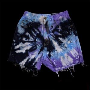 ✨SOLD✨Vintage Tie Dye Upcycled Eddie Bauer Hand Dyed Swirl Distressed Shorts